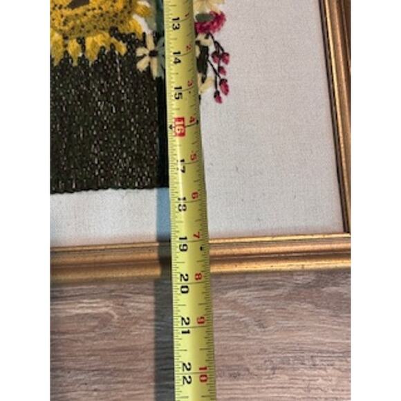 Vtg MCM Crewel Framed Wall Art Large Needlepoint Embroidered Floral Multi-color - Picture 10 of 11